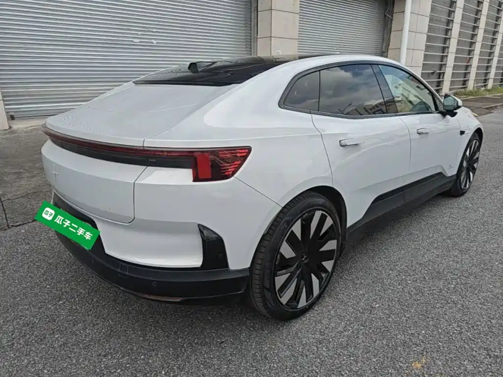 Photo 7 - Polestar 4