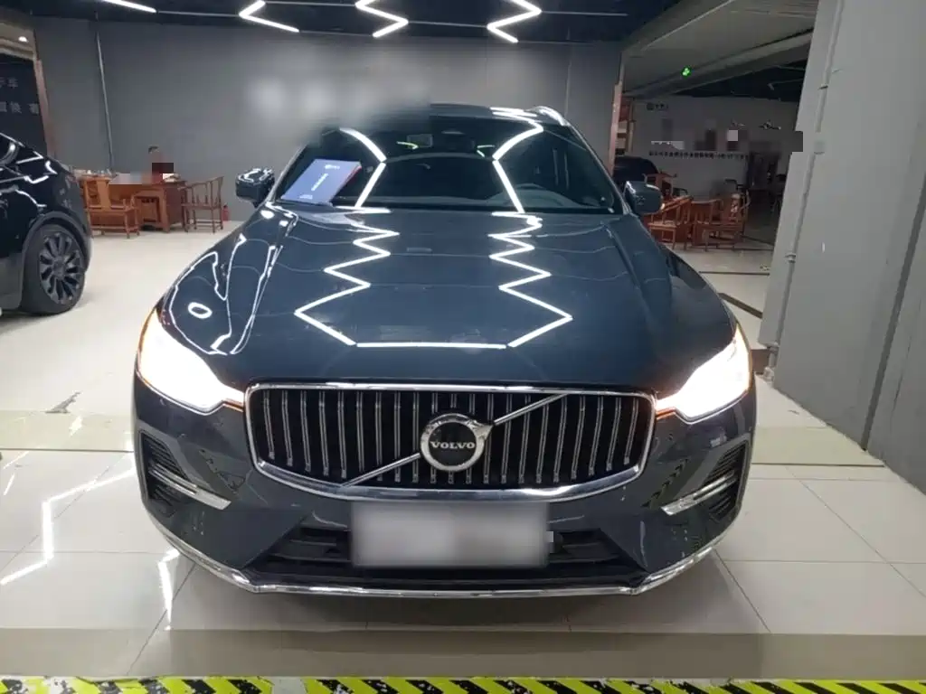 Фото 3 - Volvo XC60