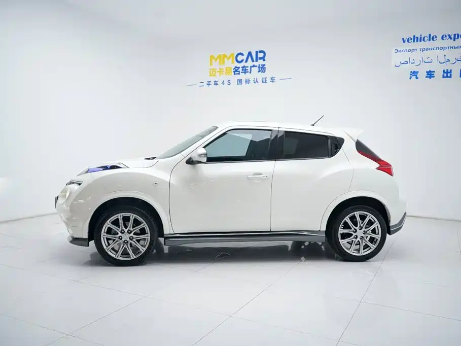 Infiniti ESQ 2019 2014 1.6L Free Edition