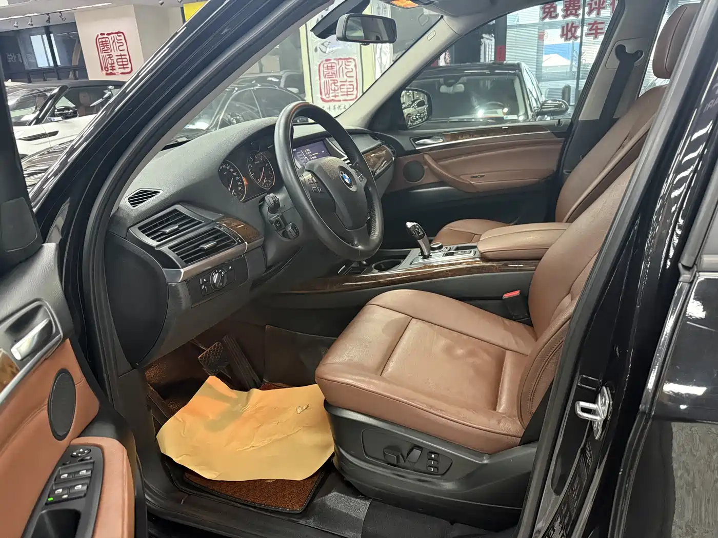 BMW X5 (Import) 2013 xDrive35i Leading фото 7