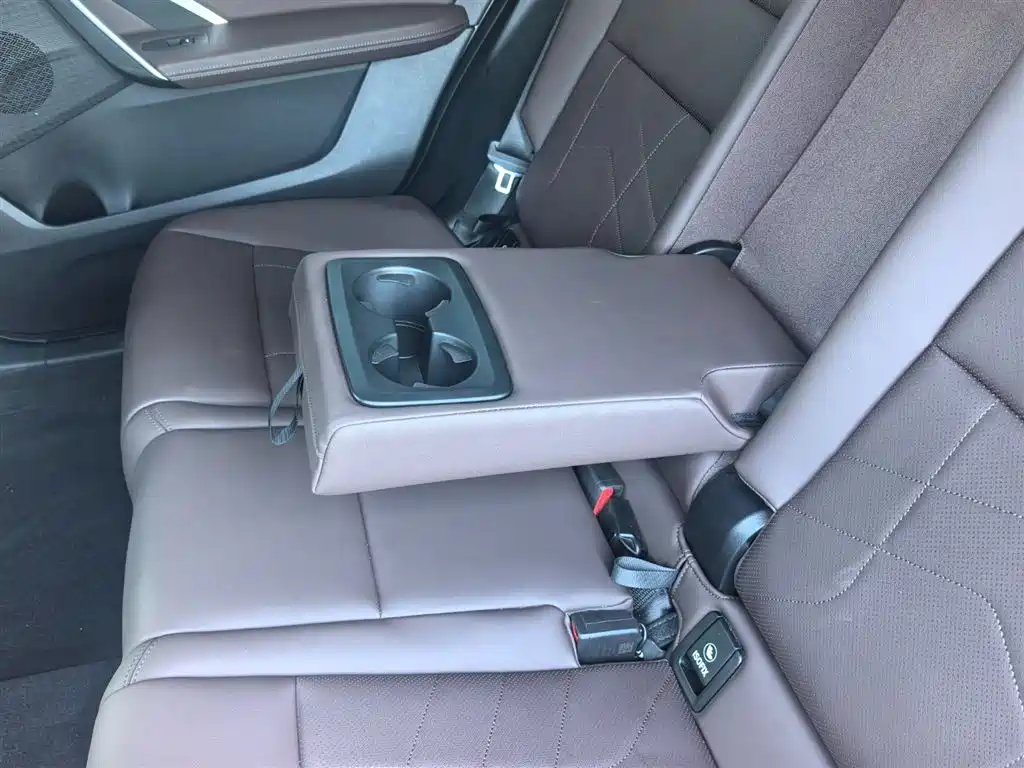 BMW iX1 2025 2025 eDrive25L M Sport Package