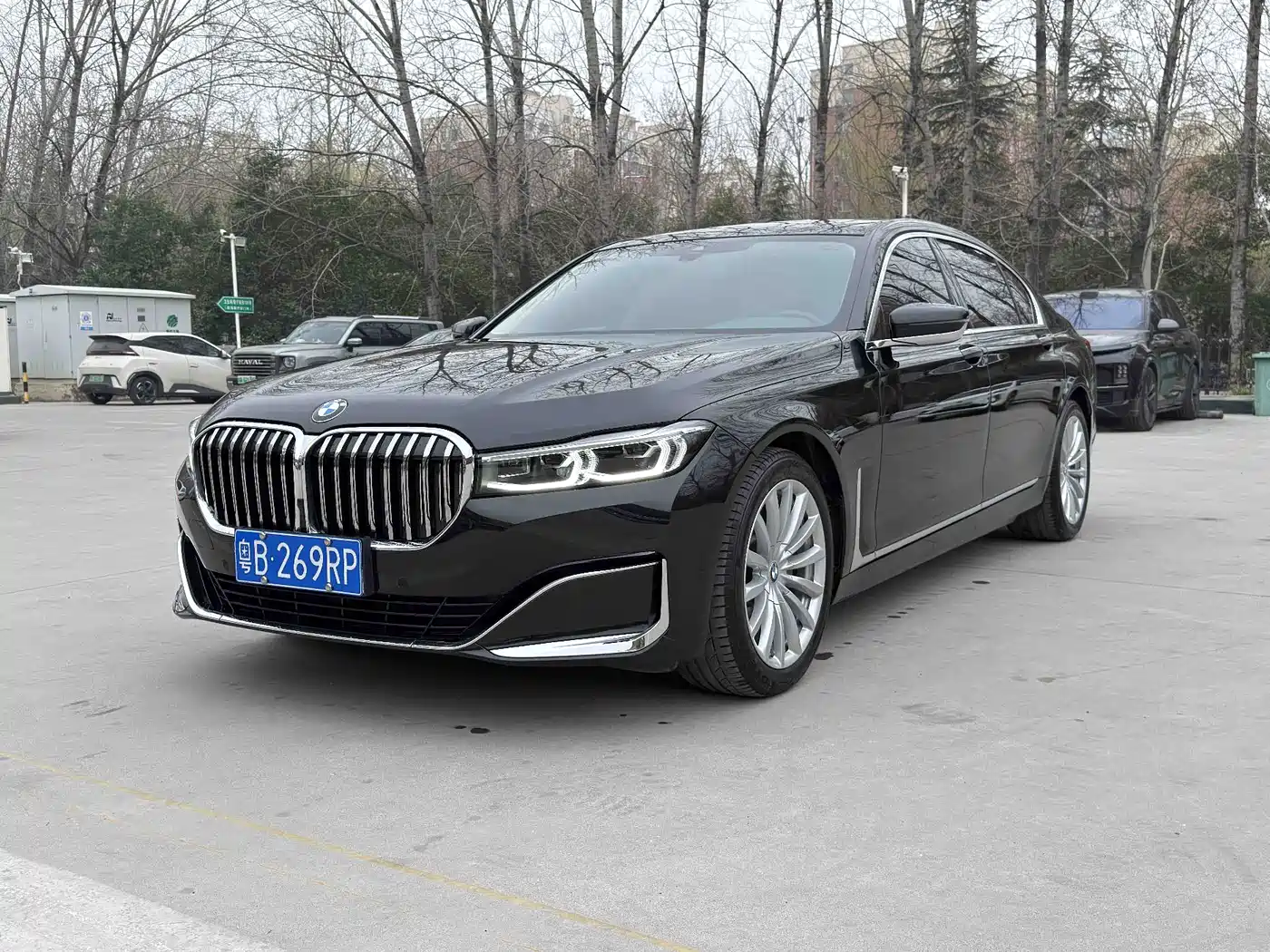 BMW 7 SERIES
