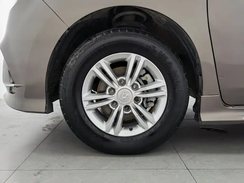 SAIC Maxus Maxus G10 2018 2018 PLUS 2.0T Automatic Elite Edition