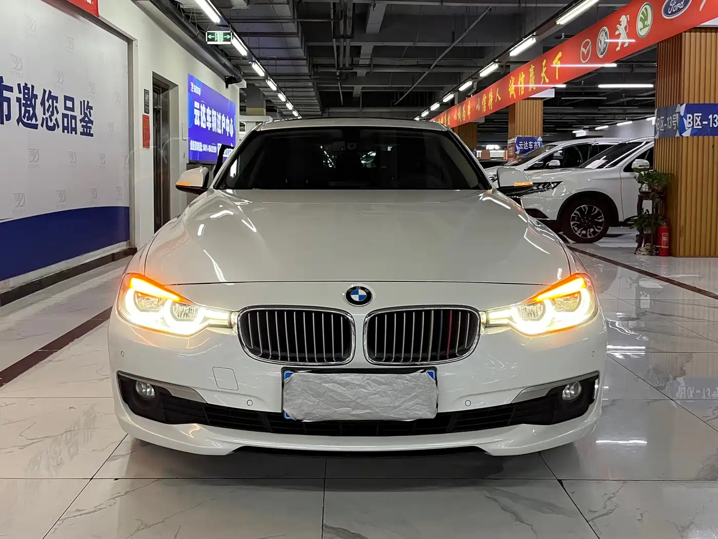 BMW 3 Series 2018 320Li Fashion Style
