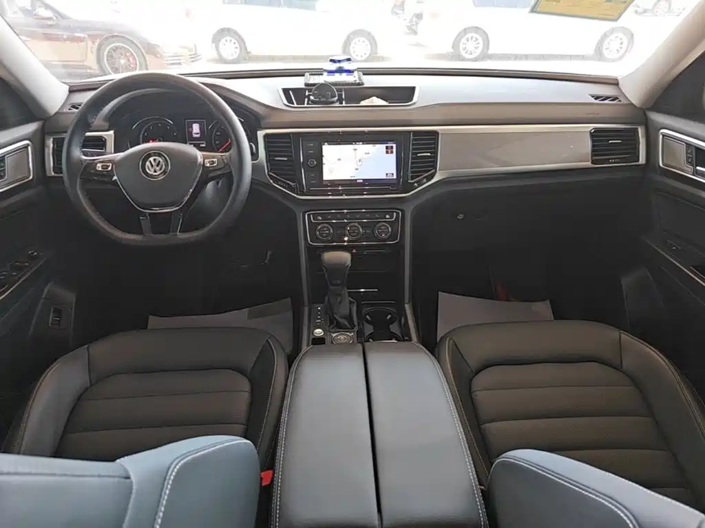 صورة 10 - Volkswagen Teramont