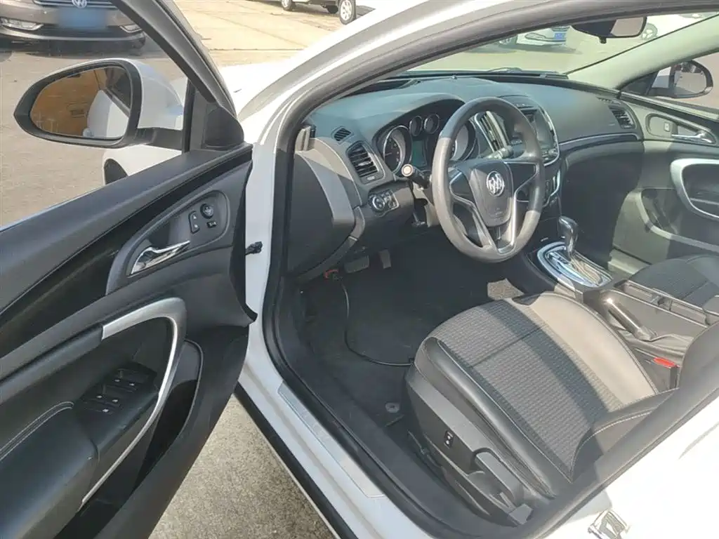 Buick Regal 2015 1.6T Leading Tech Edition фото 16