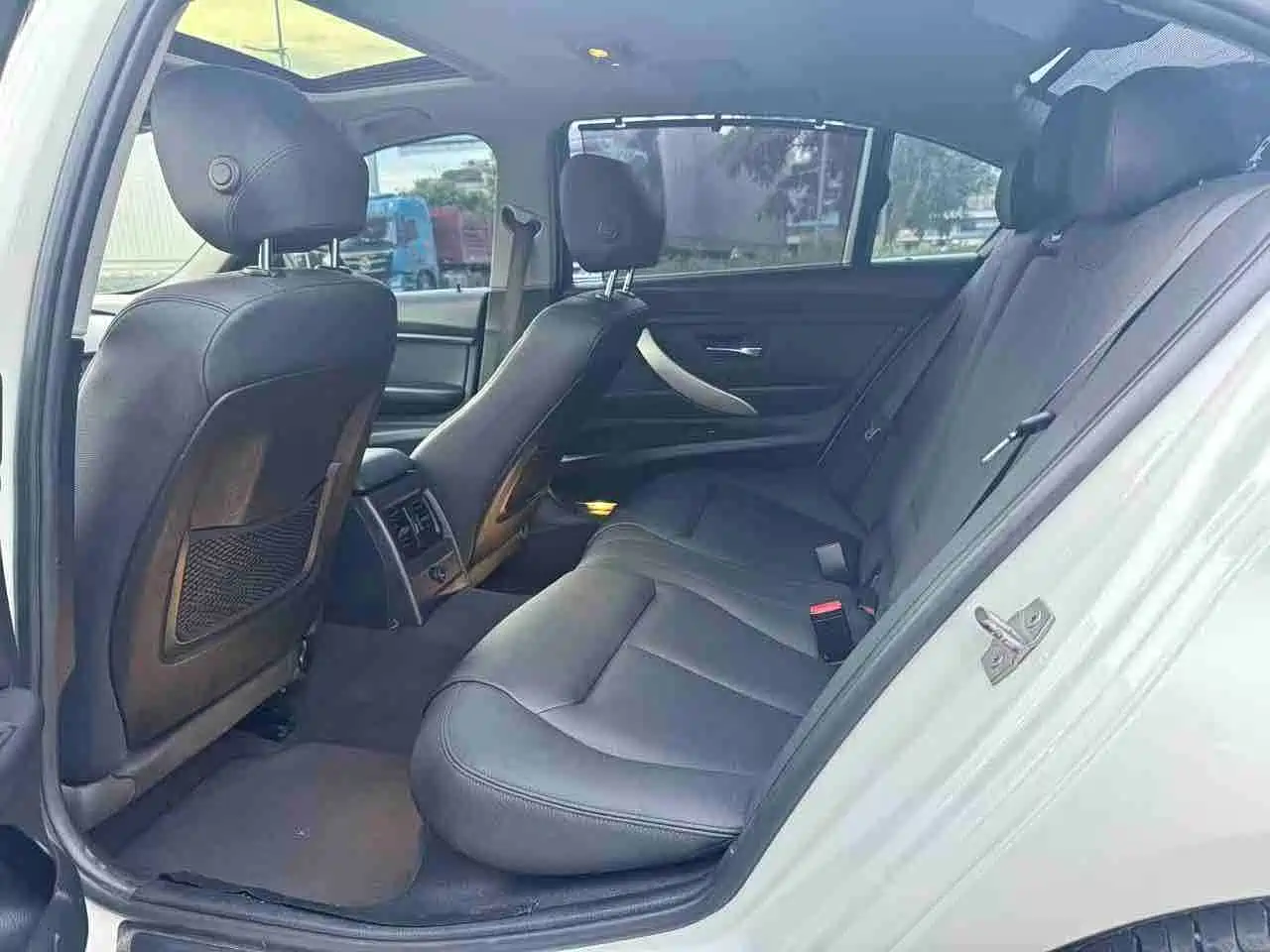Фото 8 - BMW 3 Series