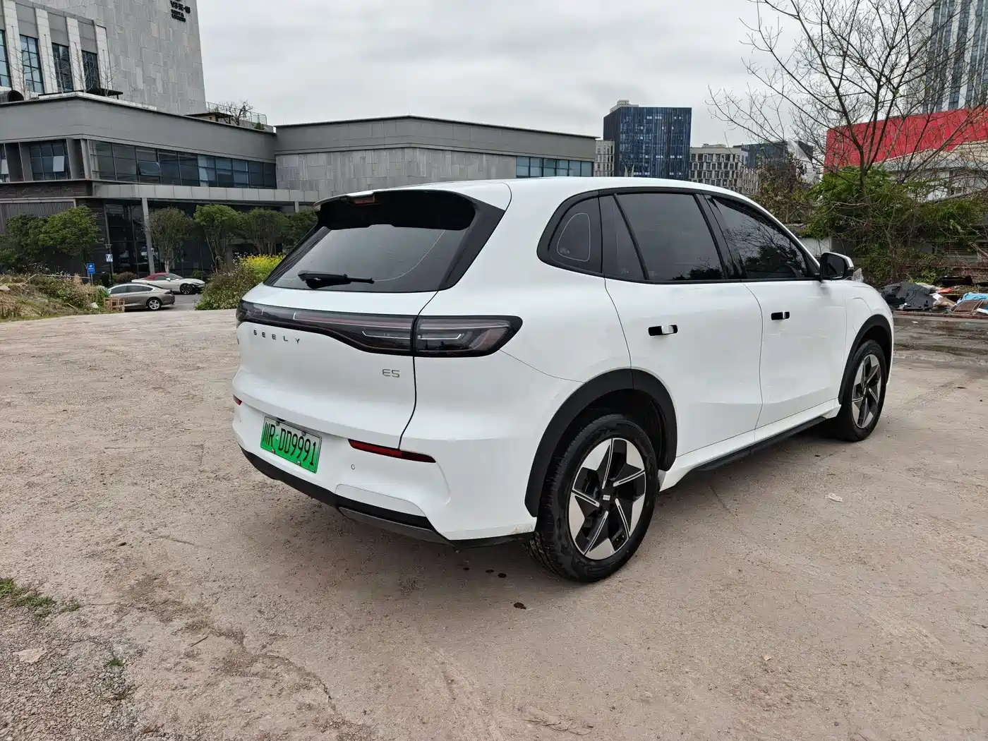 GEELY GALAXY GALAXY E5