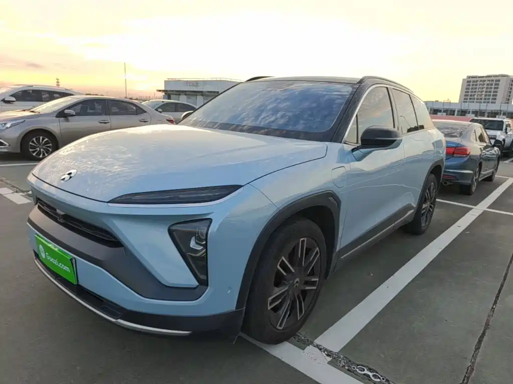 Фото 1 - NIO ES6