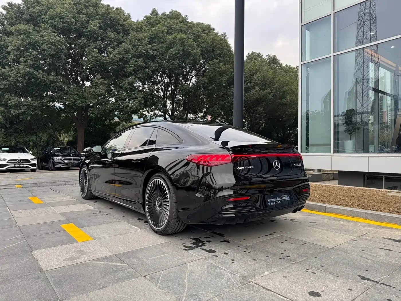 MERCEDES-BENZ EQS AMG