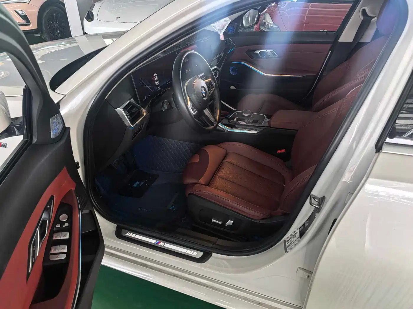 BMW 3 Series 2023 320i M Sport Package фото 3