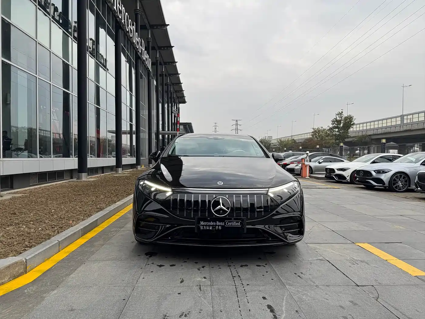 MERCEDES-BENZ EQS AMG