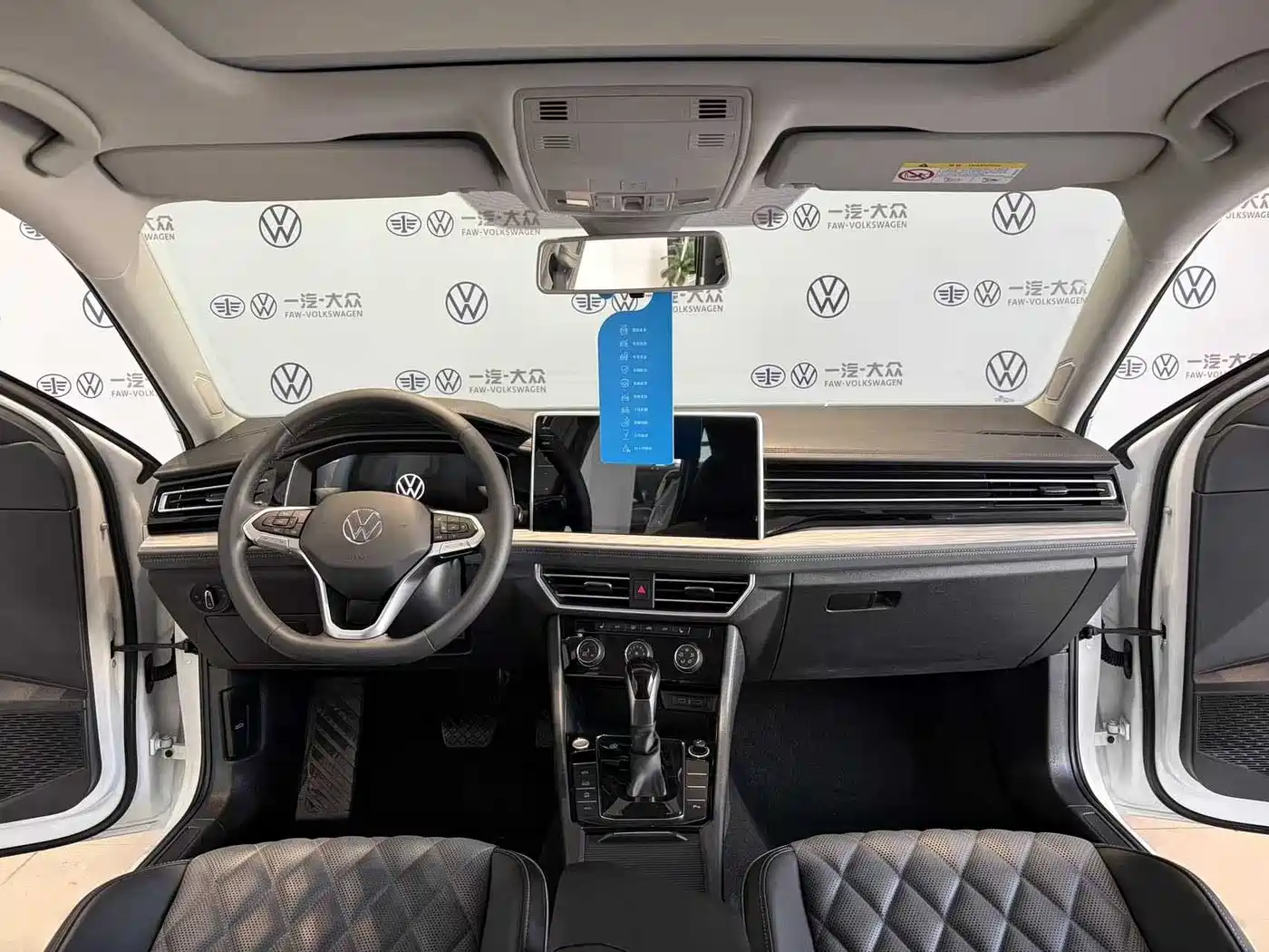 Volkswagen Sagitar 2023 300TSI DSG Surpassing Edition фото 7