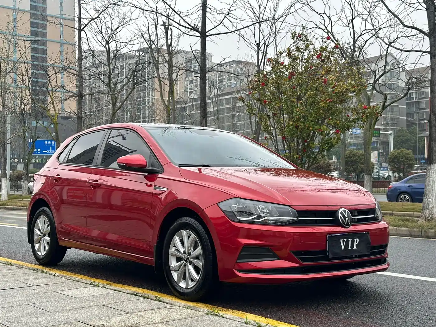 Volkswagen Polo 2023 Plus 1.5L Automatic Colorful Tech Edition фото 2