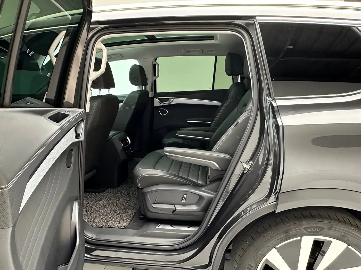 Volkswagen Talagon 2022 380TSI 4WD Luxury Premium Pro Edition 6-seater фото 8