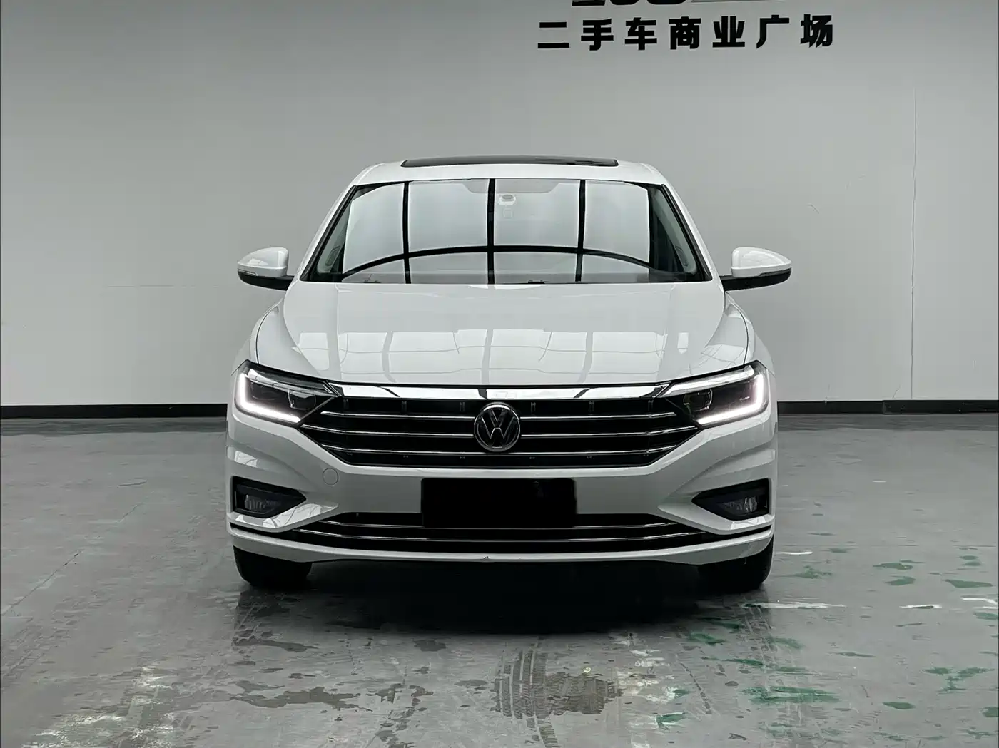 Volkswagen Sagitar 2021 280TSI DSG Surpassing Edition фото 2