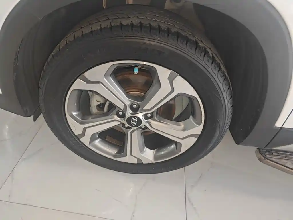صورة 23 - Hyundai Santa Fe