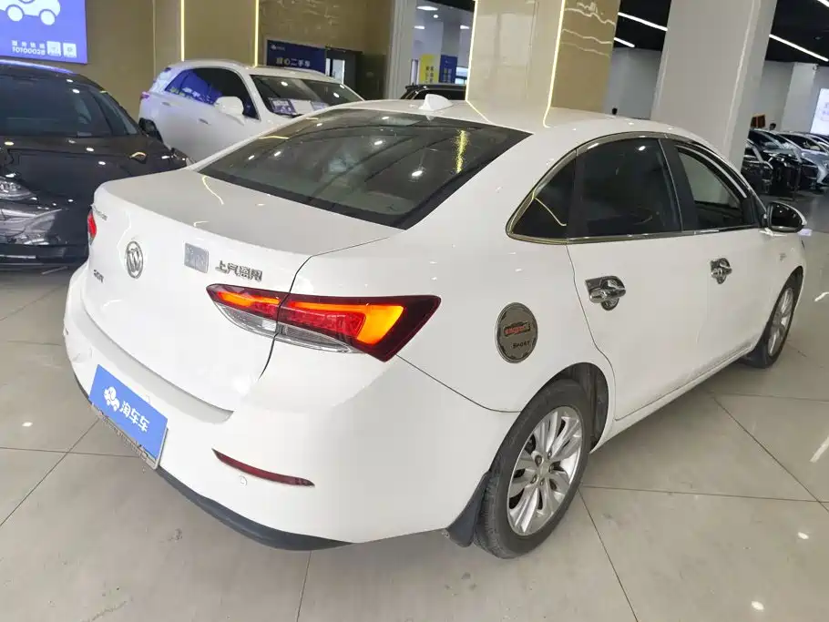 Фото 3 - Buick Excelle