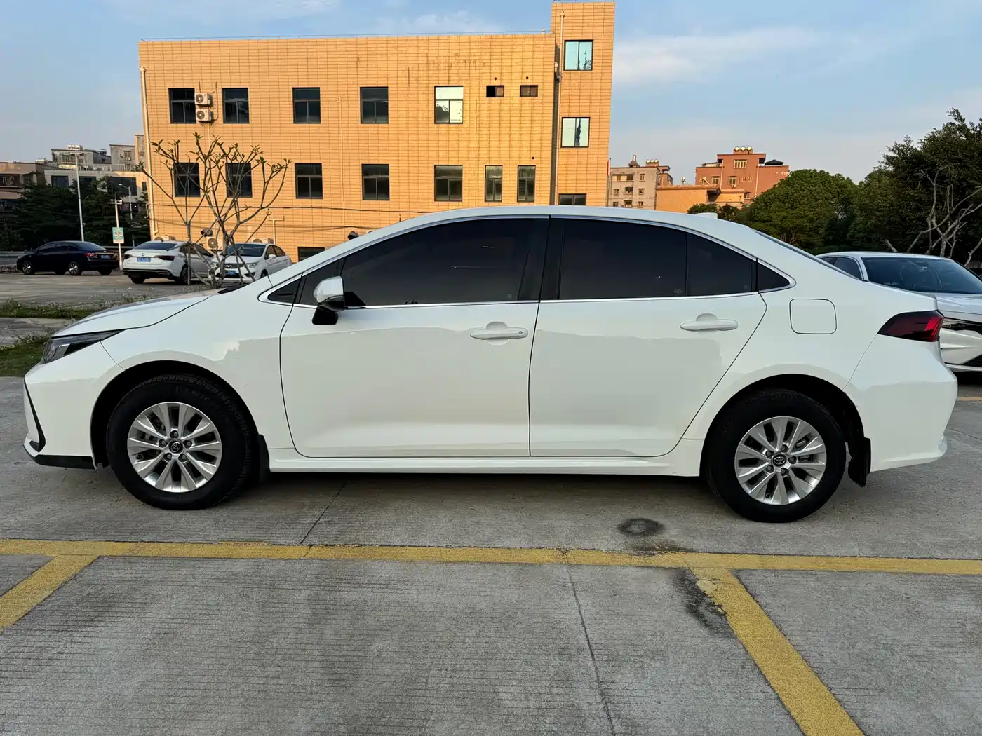Toyota Corolla 2021 1.2T S-CVT Elite Edition фото 4