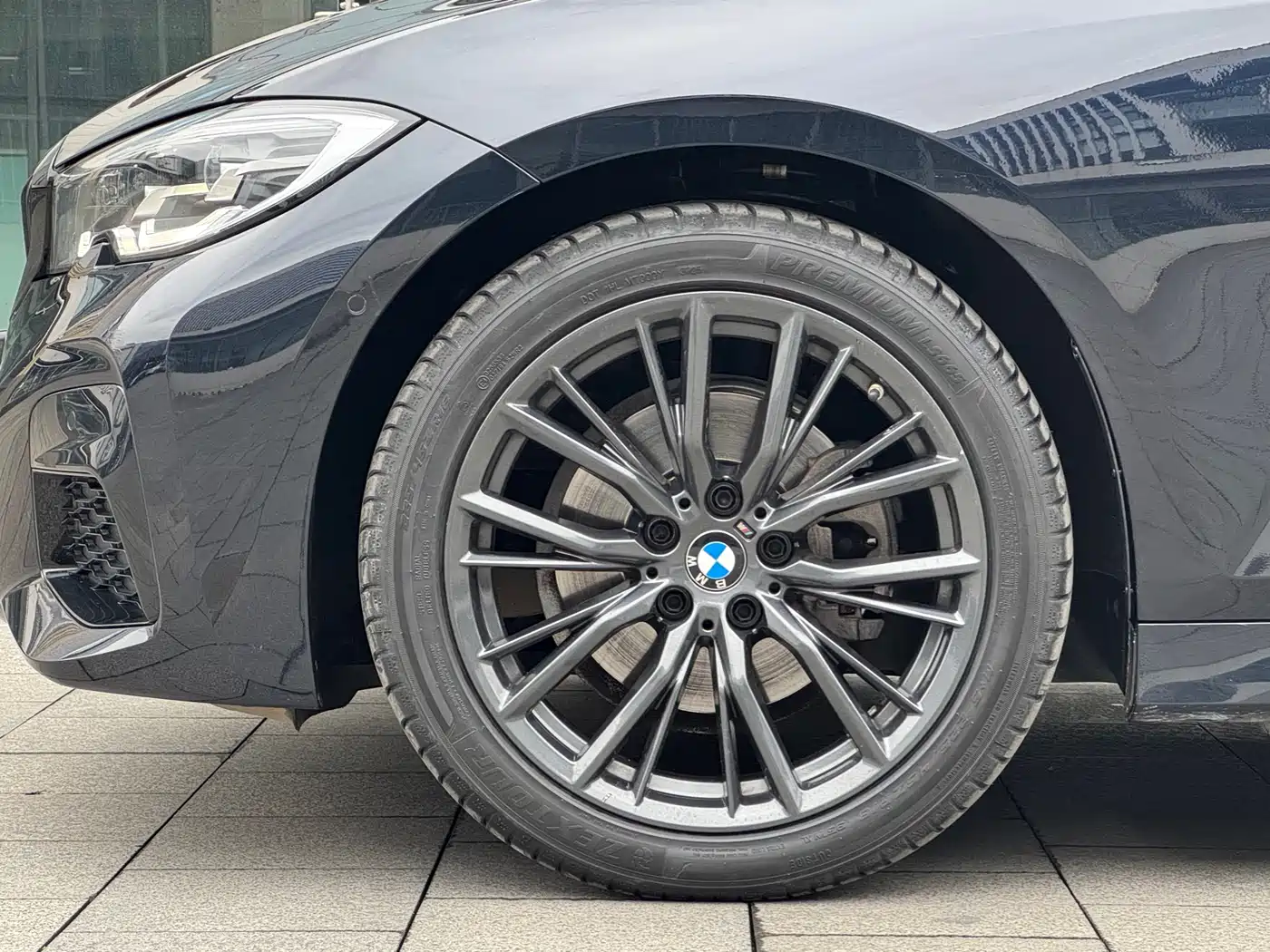 BMW 3 Series 2022 325Li M Sport Shadow Edition фото 5