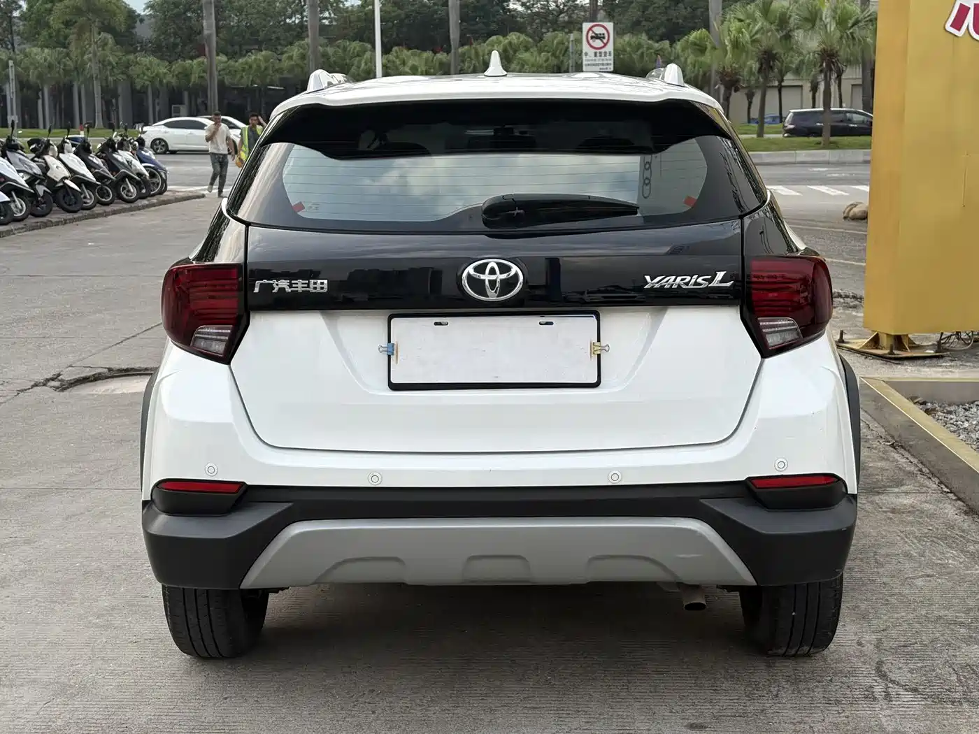 Toyota YARiS L Zhi Xuan 2022 Zhi Xuan X 1.5L CVT Leading PLUS Edition фото 11