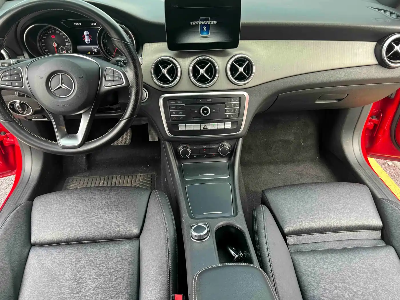 Mercedes-Benz CLA (Import) 2017 Facelift CLA 200 Style фото 4