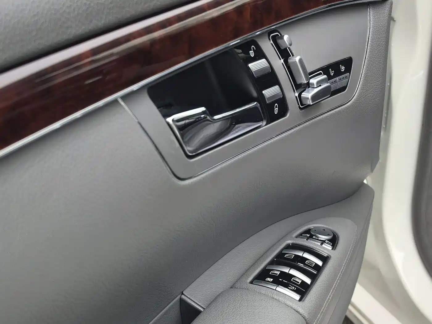 Mercedes-Benz S-Class 2008 Model S 350 L Luxury фото 18