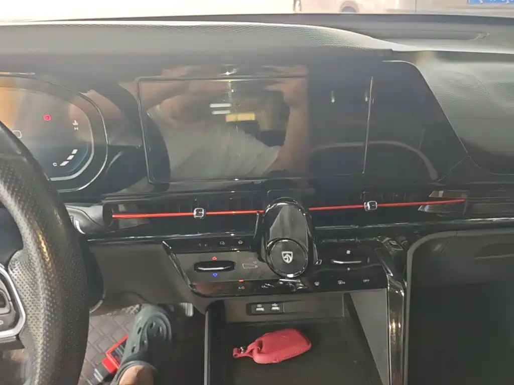 Baojun RC-6 2020 2019 1.5T CVT 24-hour Online Luxury