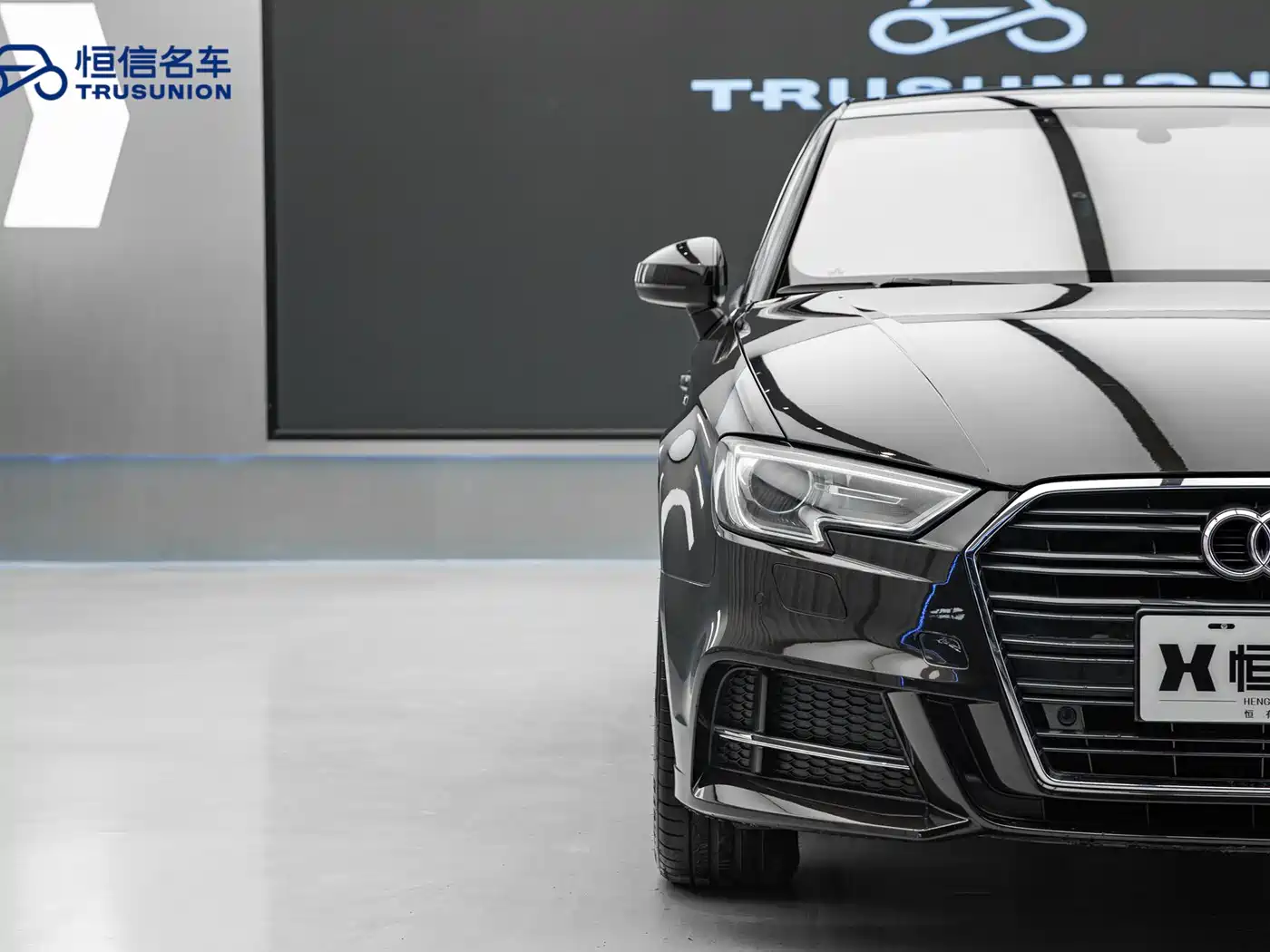 Audi A3 2018 30th Anniversary Limousine 35 TFSI Fashion фото 9