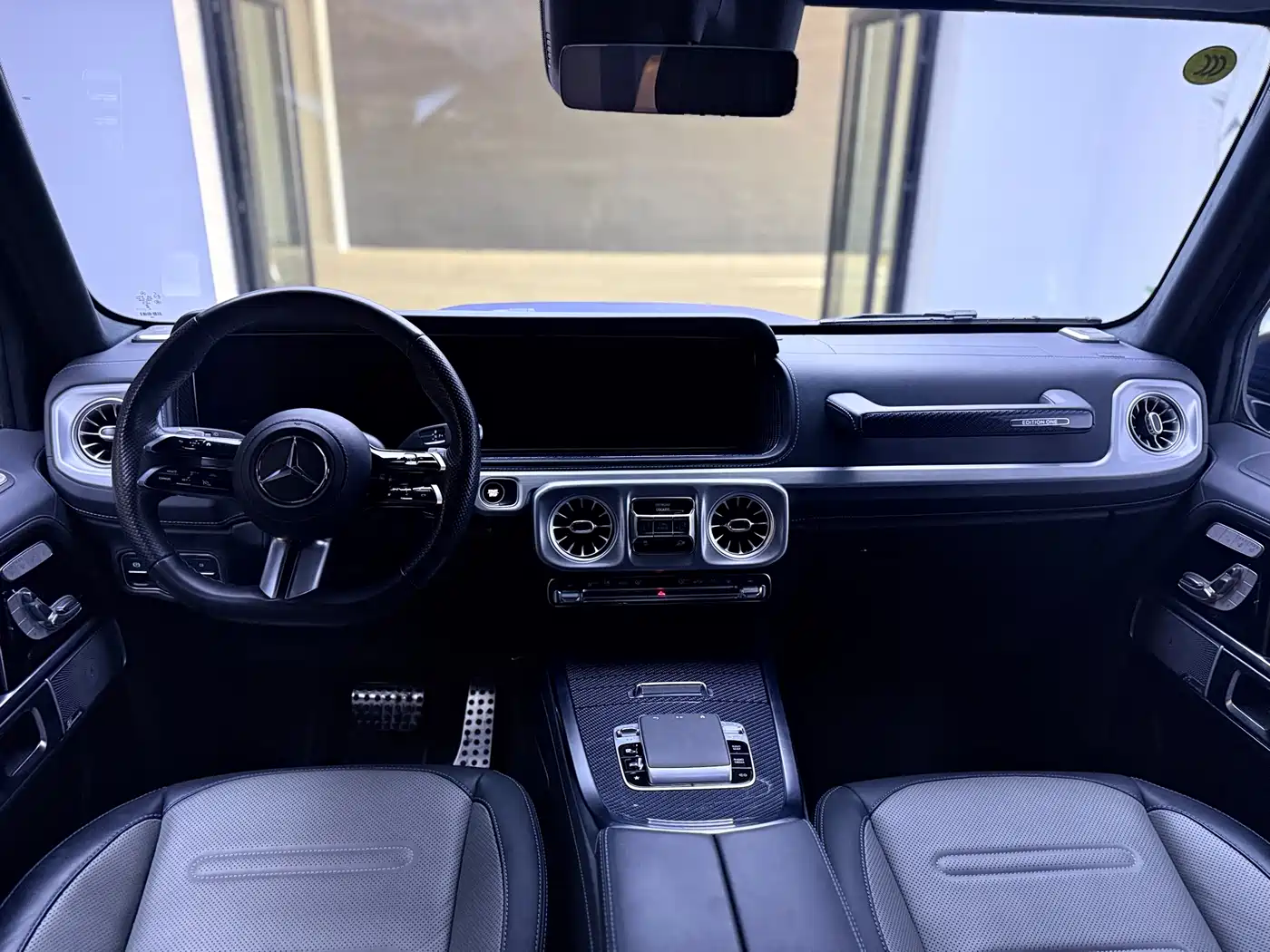 Mercedes-Benz G-Class New Energy 2025 G580 Launch Special Edition фото 7