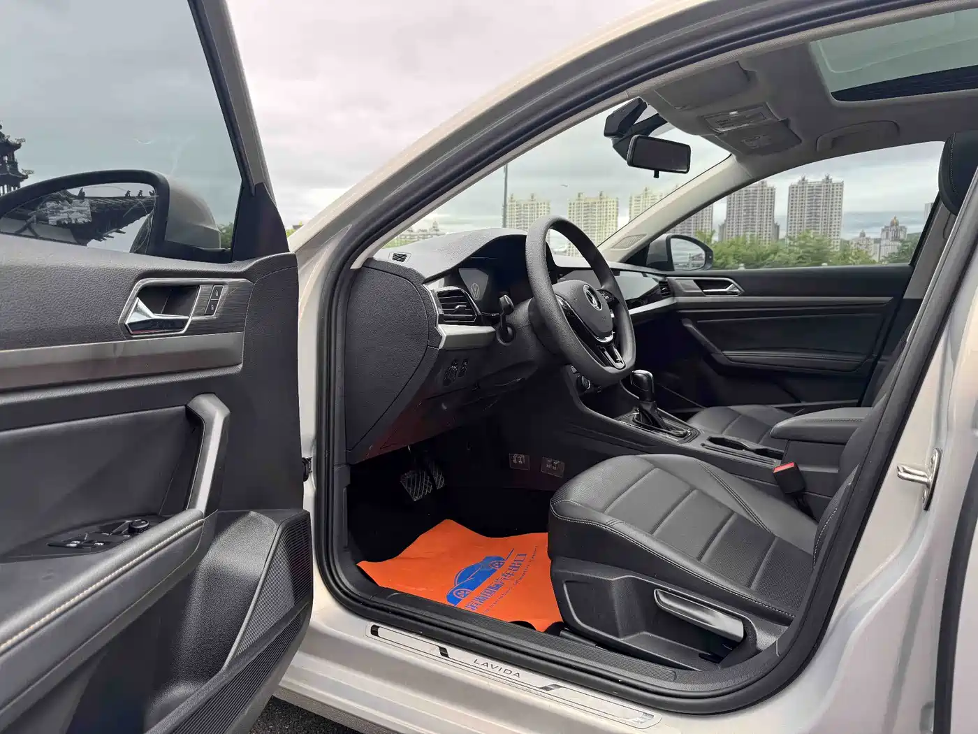 Фото 7 - Volkswagen Lavida