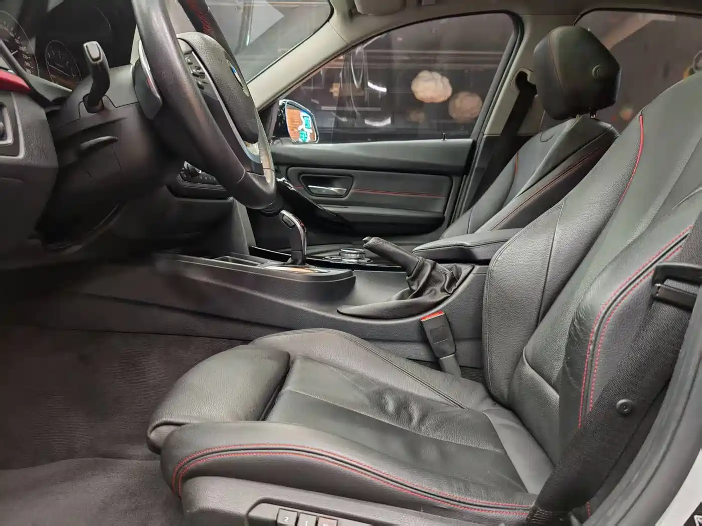 BMW 3 Series 2015 328i xDrive Sport Design Package фото 13