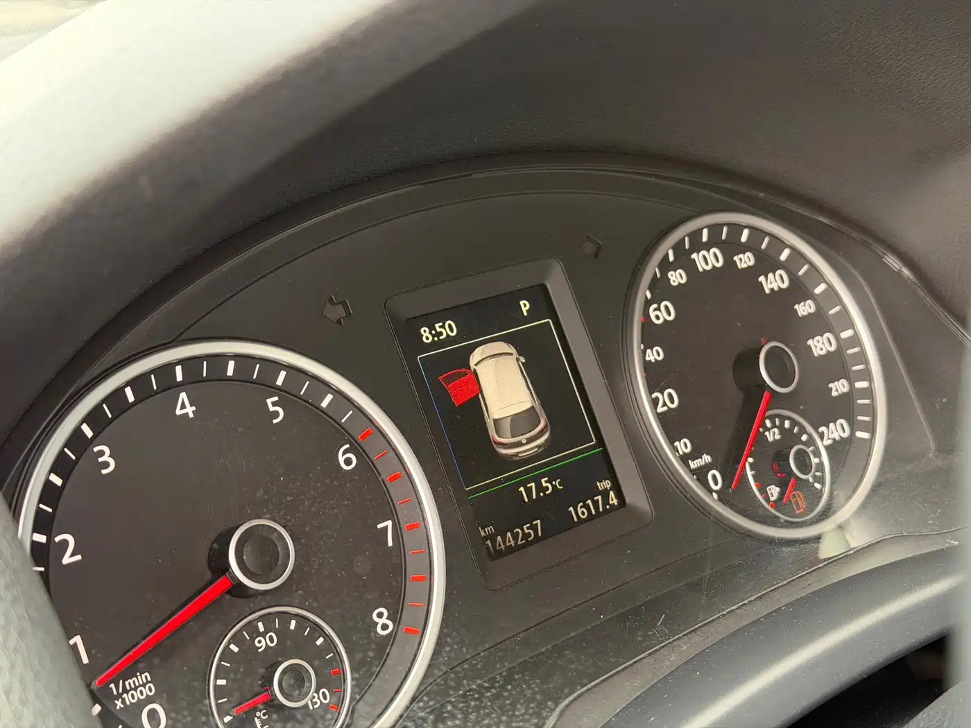 Volkswagen Tiguan 2015 1.8TSI Automatic 2WD Highline фото 15