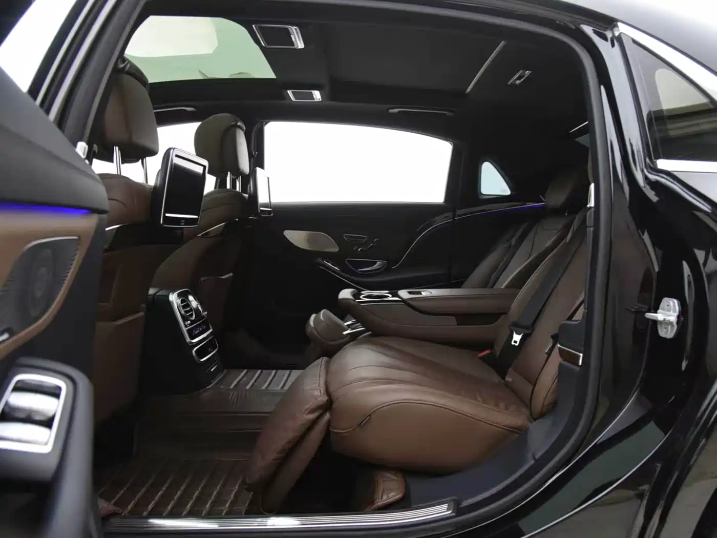 Mercedes-Benz Maybach S-Class 2015 S 400 4MATIC фото 15