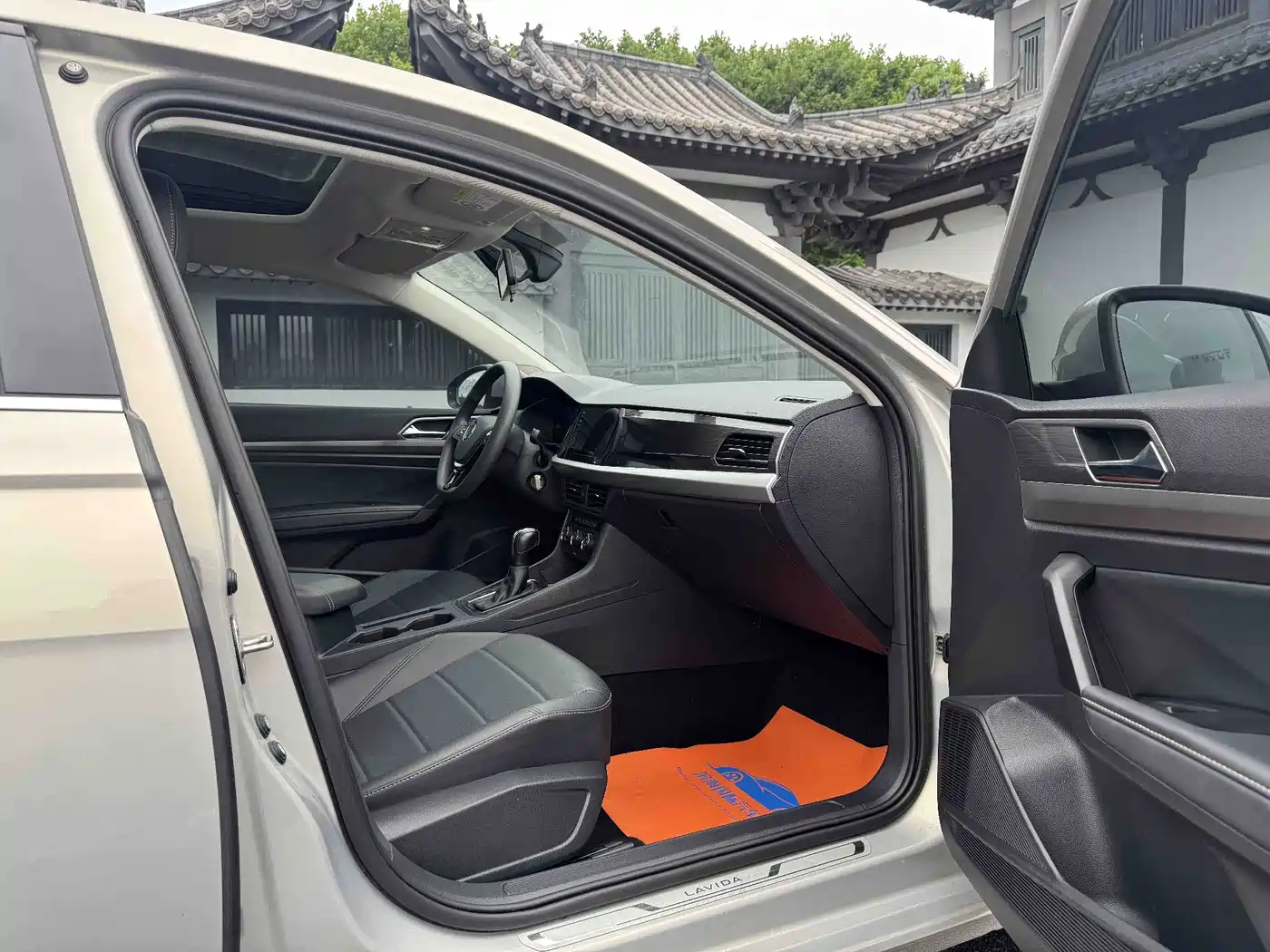 Фото 9 - Volkswagen Lavida