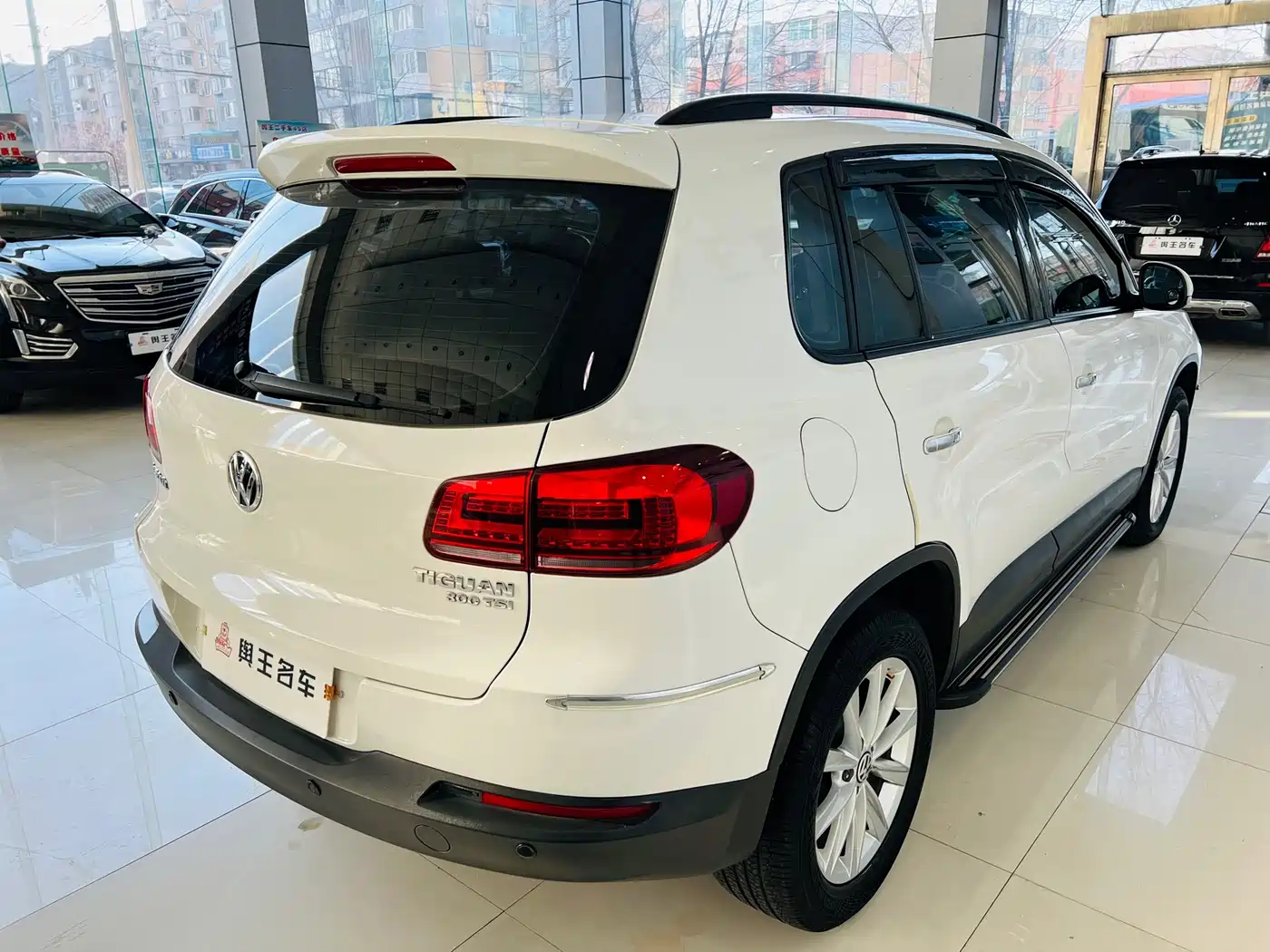 Volkswagen Tiguan 2017 300TSI Automatic 2WD Silk Road Comfort Edition фото 6