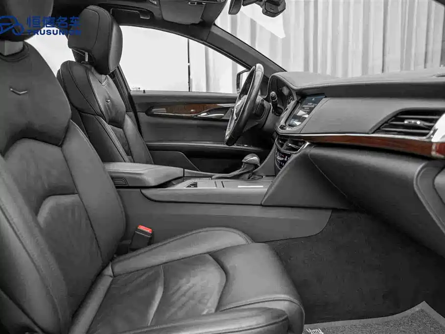 Фото 15 - Cadillac CT6