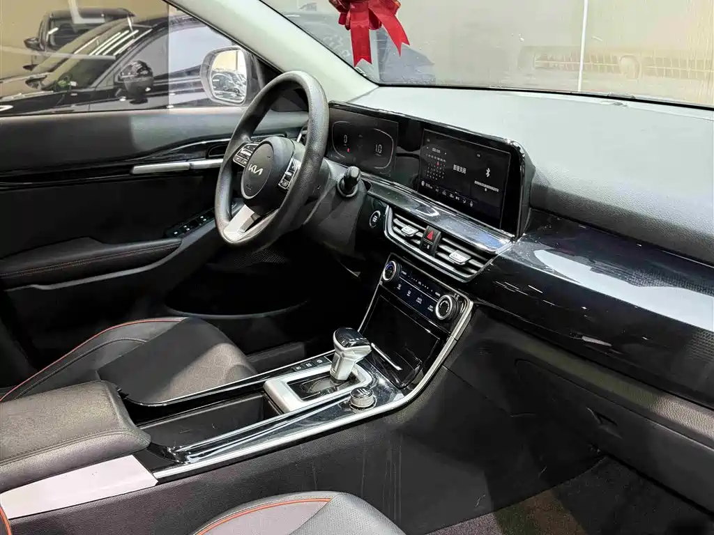 Kia Seltos 2023 1.5L CVT Luxury Edition фото 6
