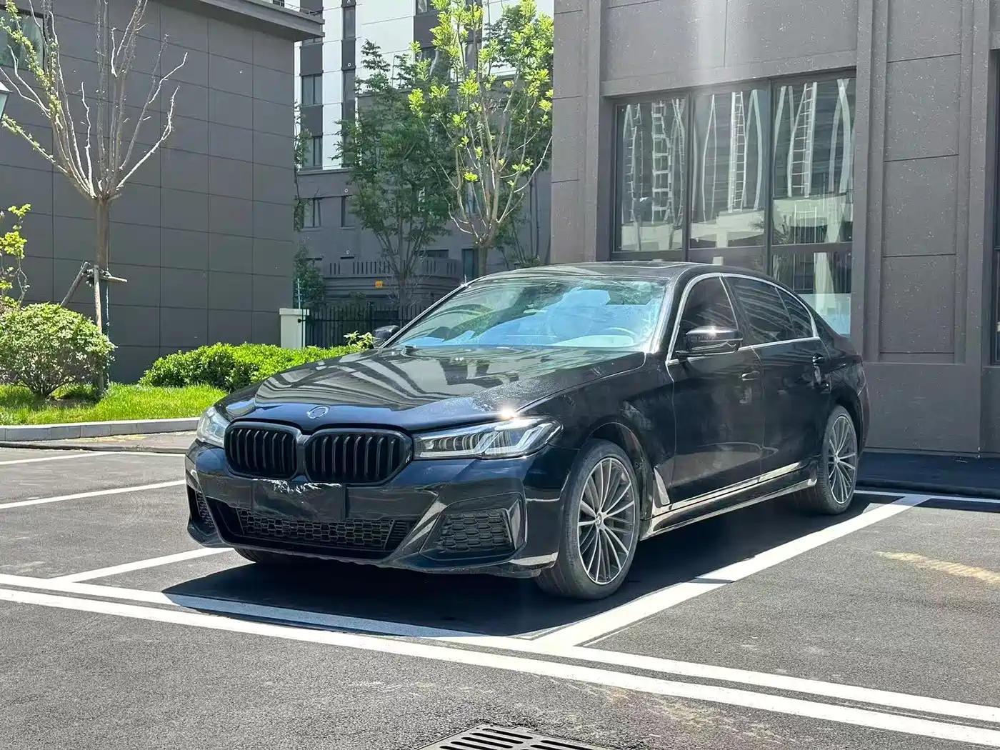 BMW 5-SERIES
