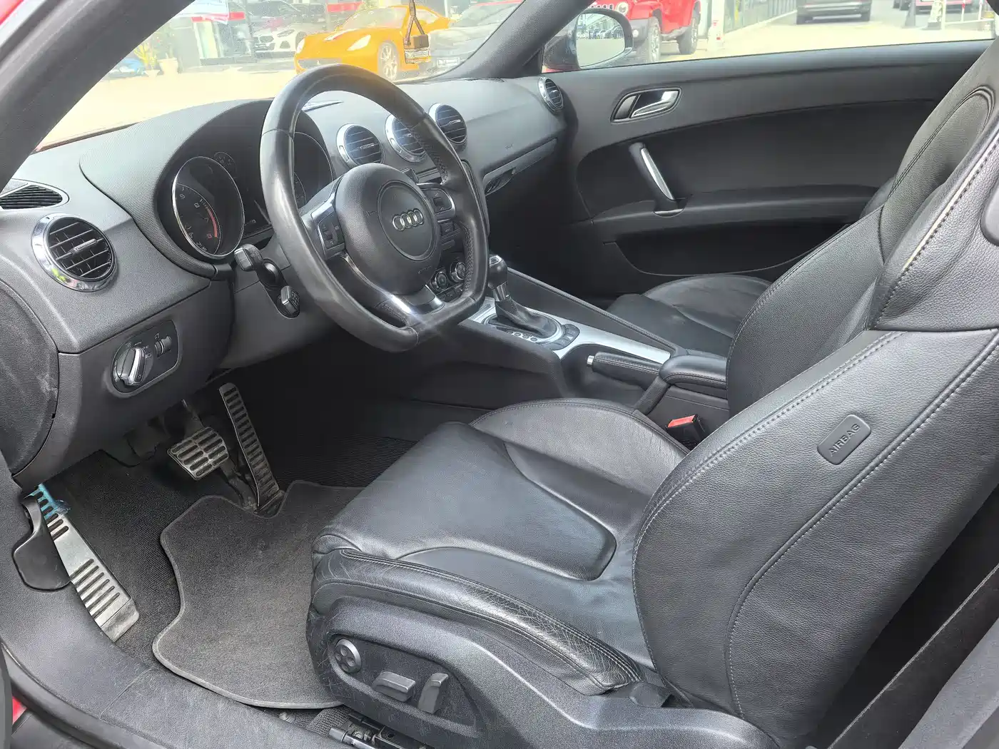 Audi TT 2010 TT 2.0TFSI Collector's Edition фото 3