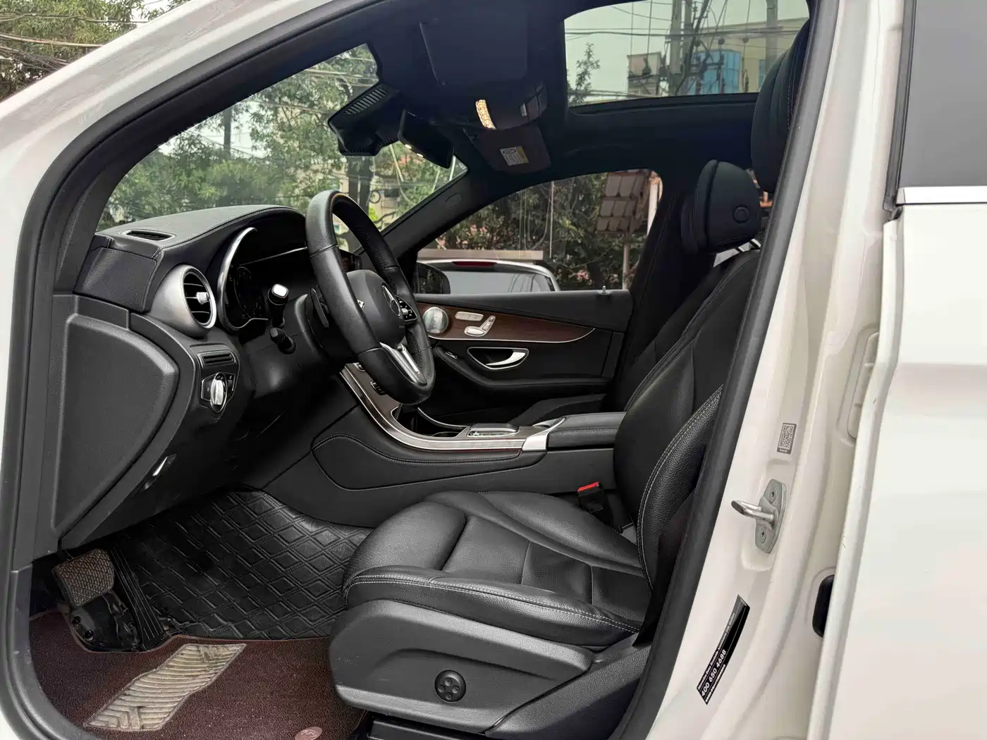 Mercedes-Benz GLC 2021 GLC 300 L 4MATIC Sporty фото 7