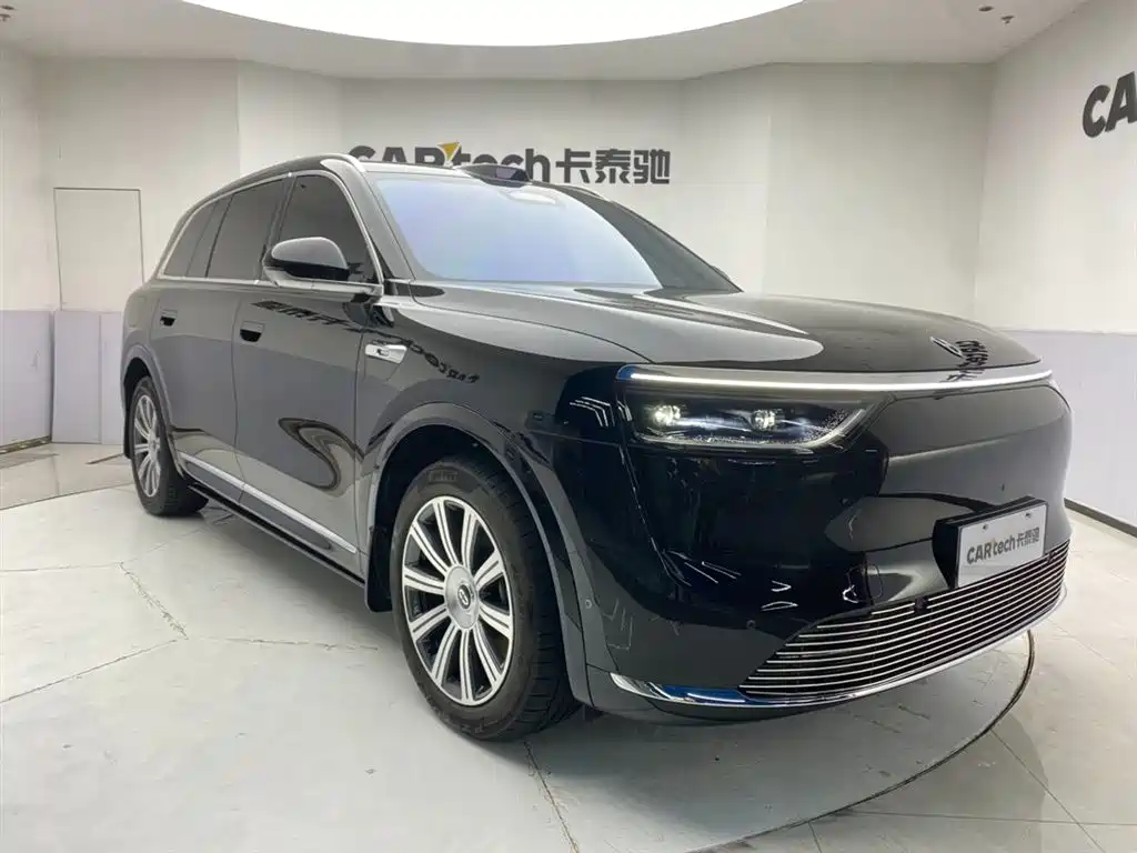 AITO Wenjie AITO M8 2025 Model Extended Range Max+ Edition 53.4kWh 6-Seater фото 2