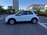 Фото 3 - Suzuki SX4