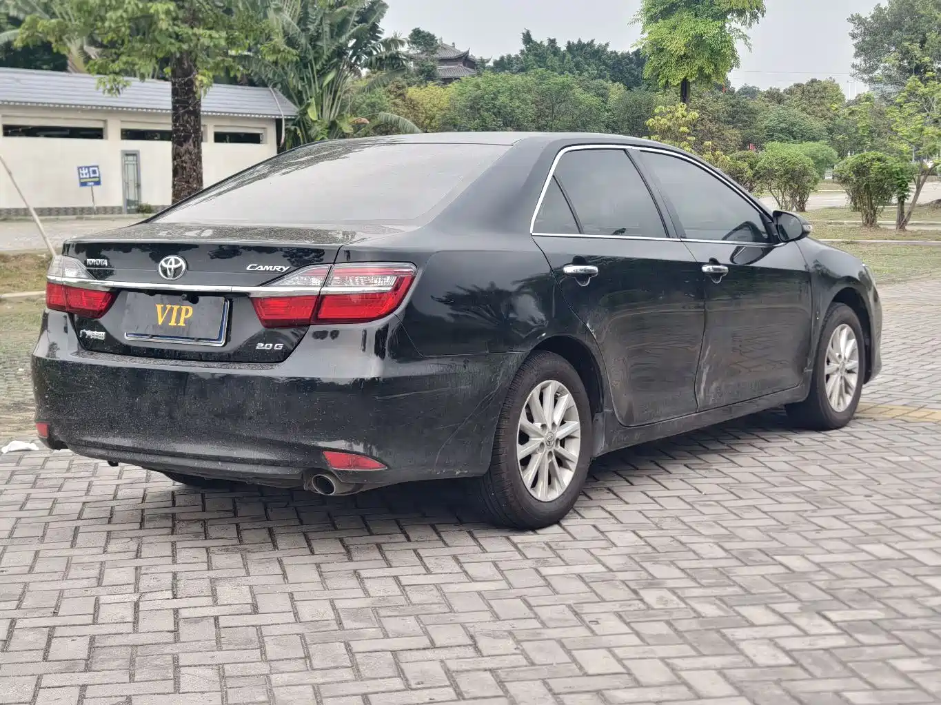 Toyota Camry 2015 2.0G Leading Edition фото 4