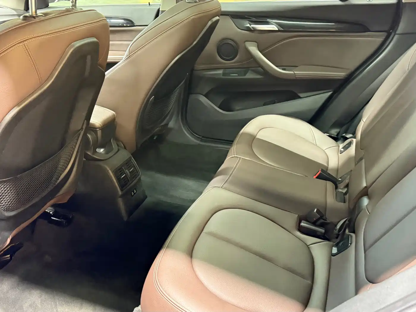 BMW X1 2020 sDrive25Li Leading Model фото 10