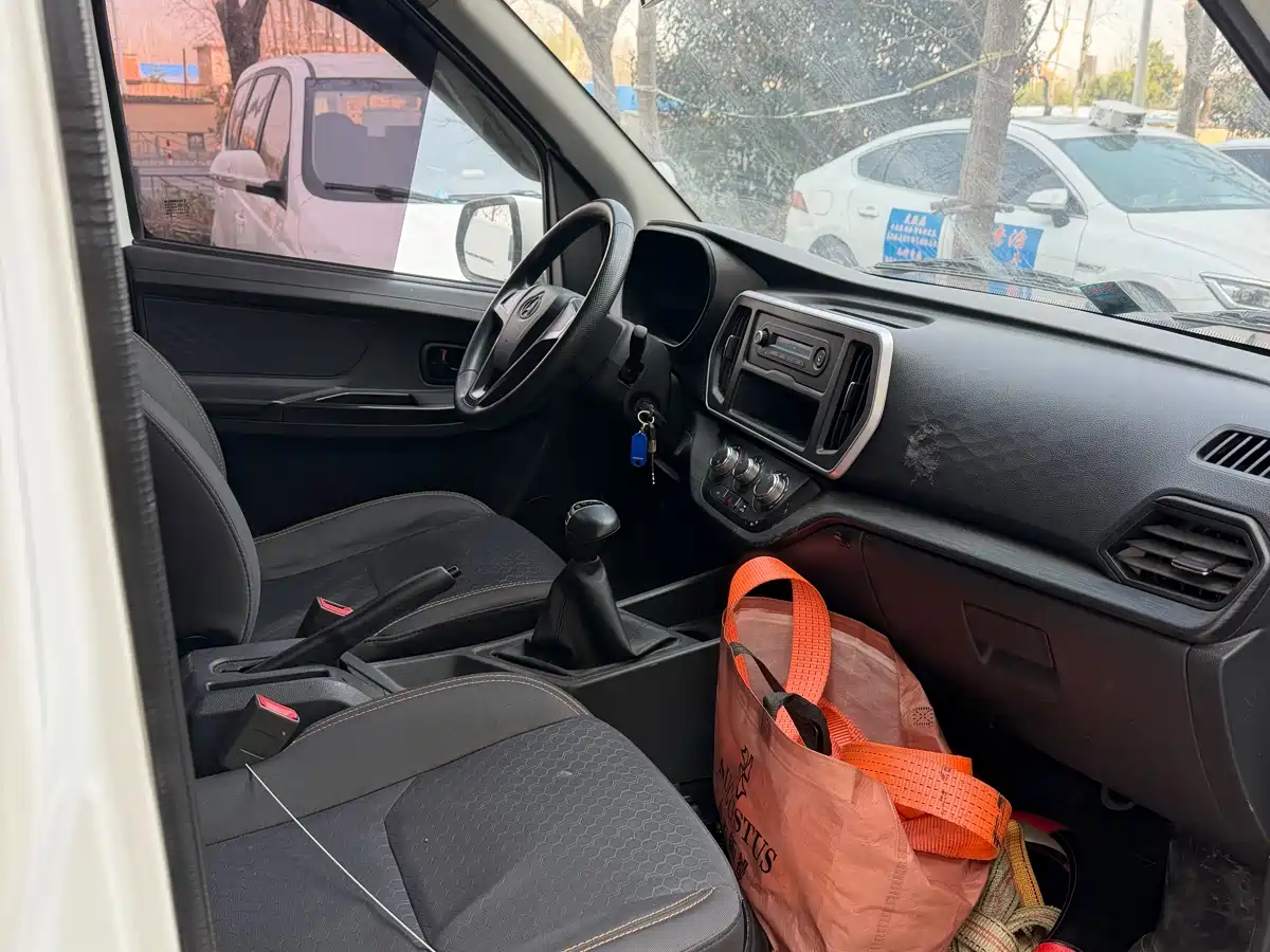 CHANGAN CHANGAN RUIXING EM80