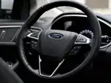 Фото 14 - Ford Edge