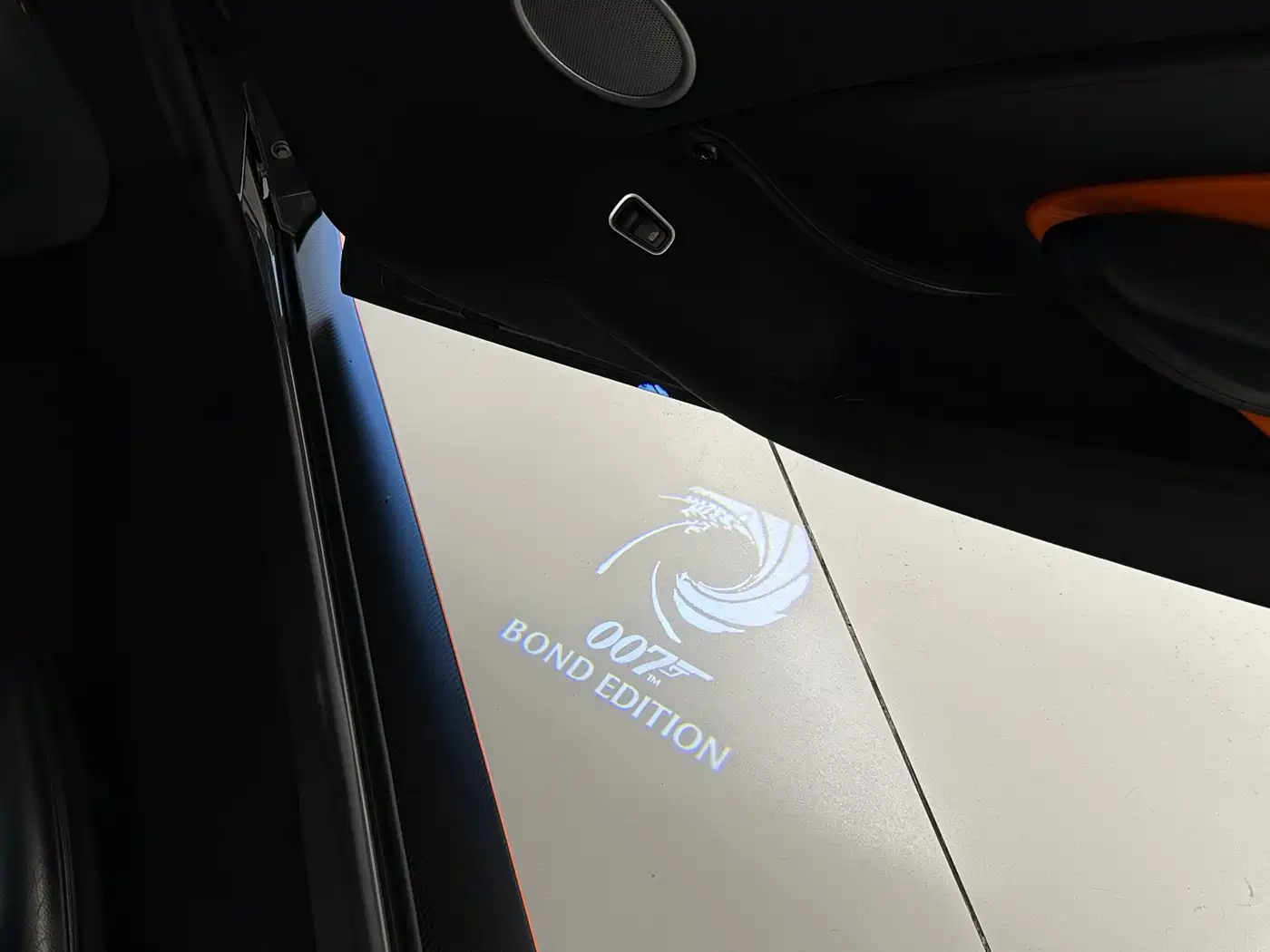 Aston Martin V8 Vantage 2019 2018 4.0T V8 Coupe
