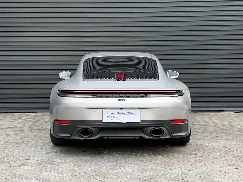 Photo 7 - Porsche 911