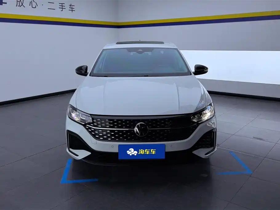 Volkswagen Lavida 2024 Model 300TSI DSG Starlight Leading Edition фото 2